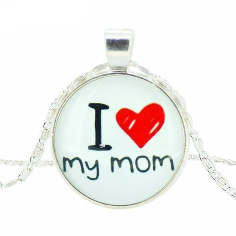 "I love my mom" Necklace