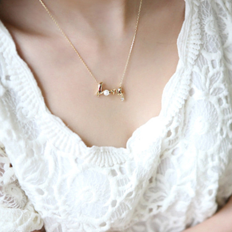 ''LOVE Letter'' Imitation Crystal Pendant